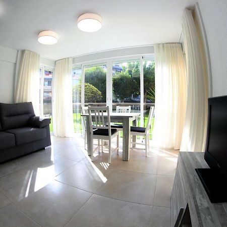 Playa Bella 2-1B Apartment Естепона Екстериор снимка