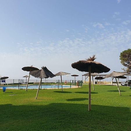Playa Bella 2-1B Apartment Естепона Екстериор снимка